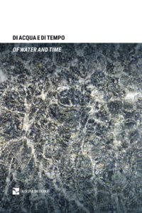 Copertina di acqua e di tempo